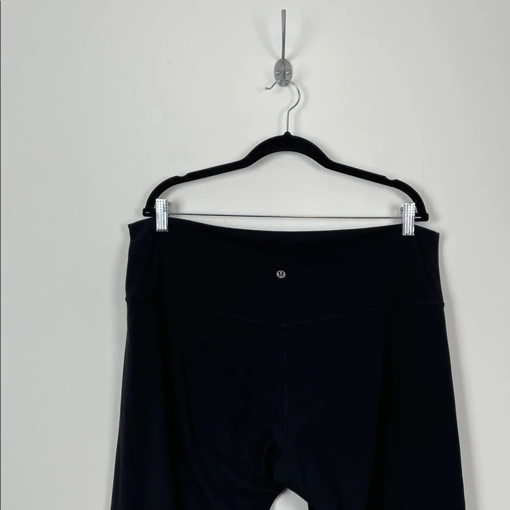 Lululemon Pilates Athleisure Women's 18 Stretch Active Yoga Black Legging Pants - Picture 6 of 8